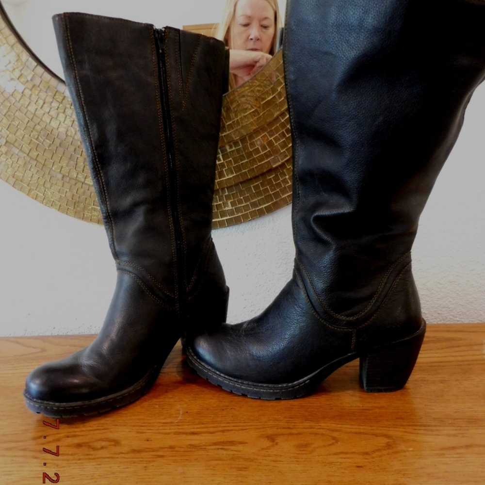B.O.C. Leather boots size 9.5!